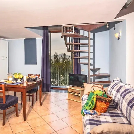 Rosmary - Coast - Gulf Of Naples View Apartment Sorrento